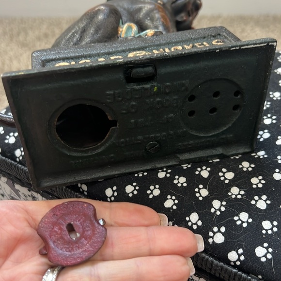Vintage Cast Iron Book Of Knowledge, Reproduction ‘Ole Puffer' Bulldog Bank. - Picture 11 of 11